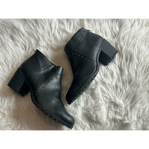 Aerosoles Heel rest Women’s Size 10 Black Studded Chunky Heel Boots Booties - Picture 1 of 9